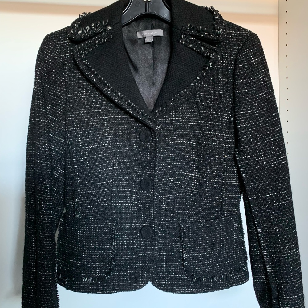 Ann Taylor cropped jacket size 2.